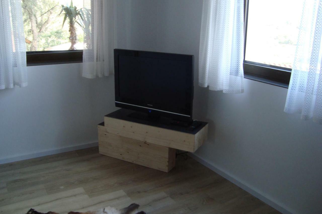 Rustica Apartment Prunete Luaran gambar